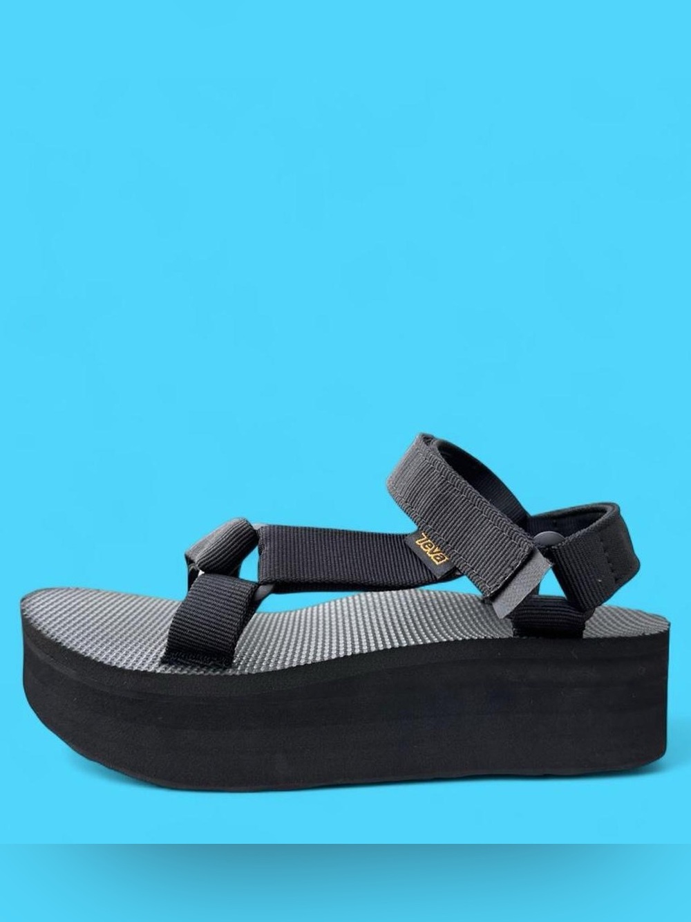 Teva Black Flatform Universal Sandal